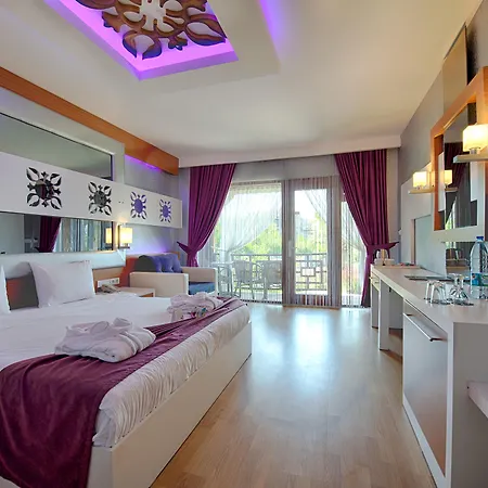 Flora Garden Hotel